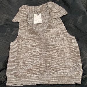 NWT FREE PEOPLE low v-neck collared sweater